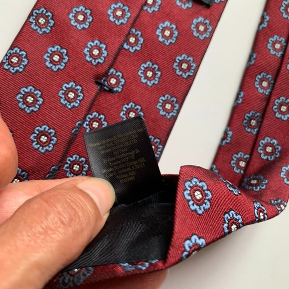 Vintage Brooks Brothers Makers and Merchants Silk Tie in Burgundy and Blue - Picture 3 of 13